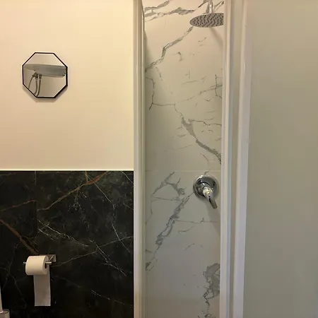 Sikanart Apartment *